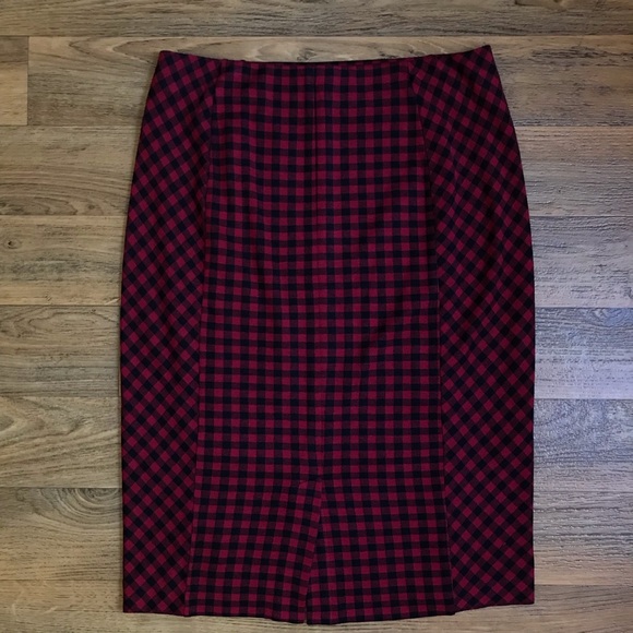 SOLD! ⚡️J. Jill Red Plaid Skirt Knee Ponte Skirt - Picture 3 of 8
